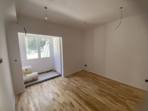 Eladó Lakás 1025 Budapest 2. kerület Új építésű, természetközeli prémium otthon a Szépvölgyi úton