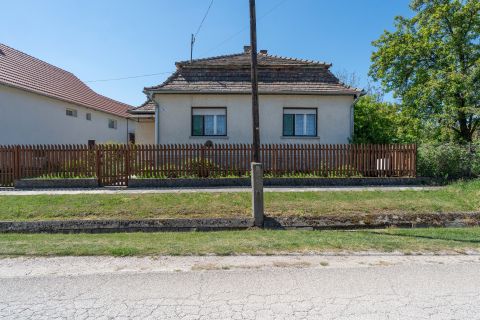 Eladó Ház 2832 Héreg 