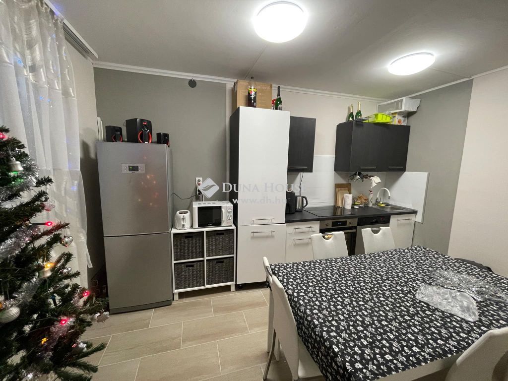 4032 Debrecen — 1/12