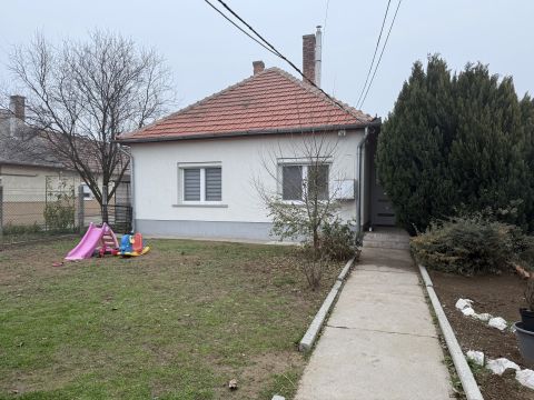 Eladó Ház 2721 Pilis , Központ közelében