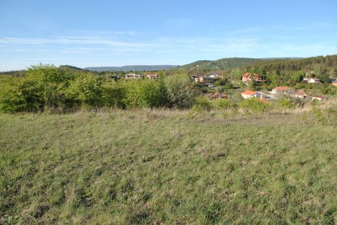 Eladó Telek 2086 Tinnye , Körpanorámás, belterületi építési telek ELADÓ Tinnye 