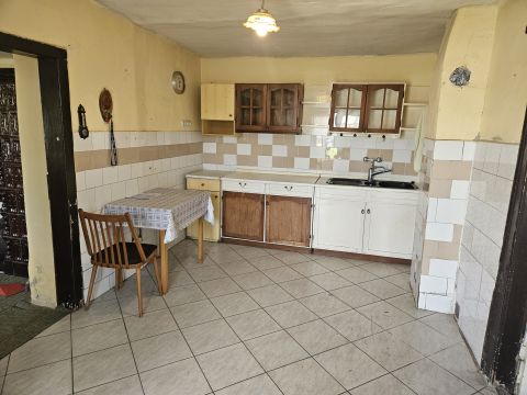 Eladó Ház 8156 Kisláng , Vörösmarty Mihály utca 8