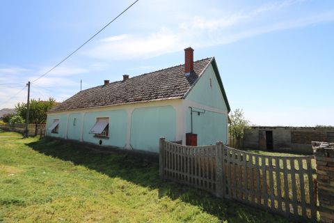Eladó Ház 8132 Lepsény 