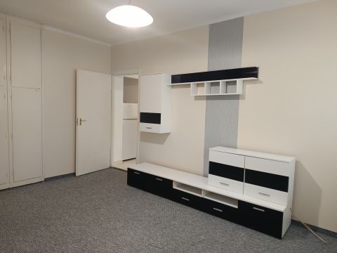 Eladó Lakás 7400 Kaposvár 