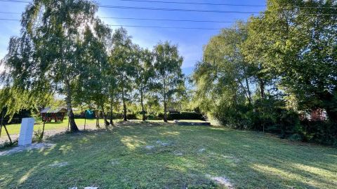 Eladó Telek 8646 Balatonfenyves , Csendes környék
