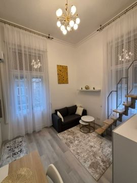 Eladó Lakás 1132 Budapest 13. kerület , Eladó garzon lakás a WESTEND szomszédságában!