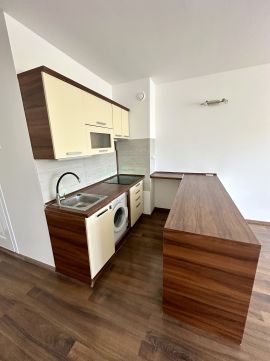 Kiadó Lakás 6000 Kecskemét 