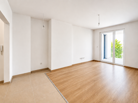 Eladó Lakás 1073 Budapest 7. kerület , Azonnal költözhető új ép. lakás a Blahánál