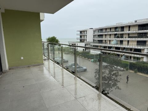 Eladó Lakás 8600 Siófok , AZONNAL KÖLTÖZHETŐ KÖZVETLEN VÍZPARTI LAKÁSOK AZ EZÜSTPARTON
