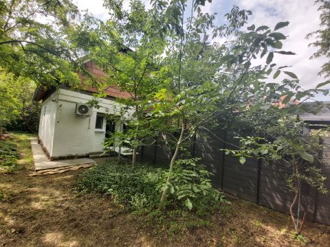 Eladó Ház 1039 Budapest 3. kerület , Eladó házrész Budapest III. kerületében, Csillaghegy Duna fe