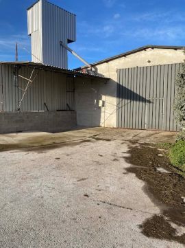 Eladó Mezőgazdasági 7097 Nagyszokoly , Tolna megyei sertéstelep eladó