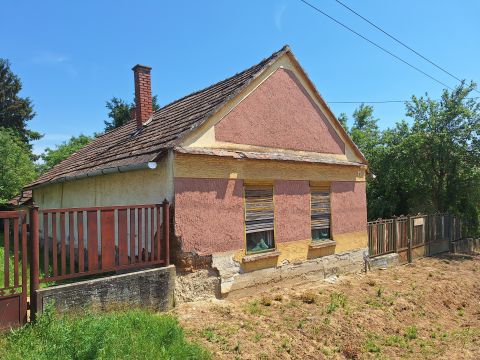 Eladó Ház 9833 Csehi , Csehi