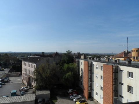 Kiadó Lakás 7622 Pécs 