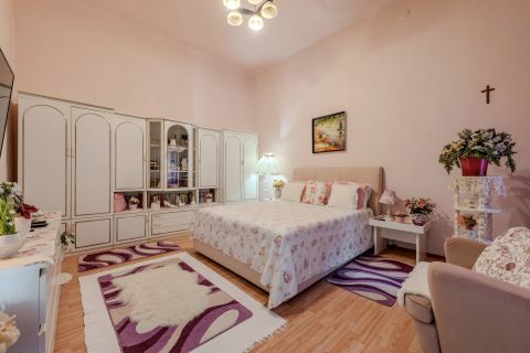 Eladó Lakás 1061 Budapest 6. kerület Székely Mihály utca
