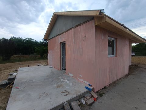 Eladó Ház 2764 Tápióbicske Tápióbicske csendes környezetben felújított ház eladó 