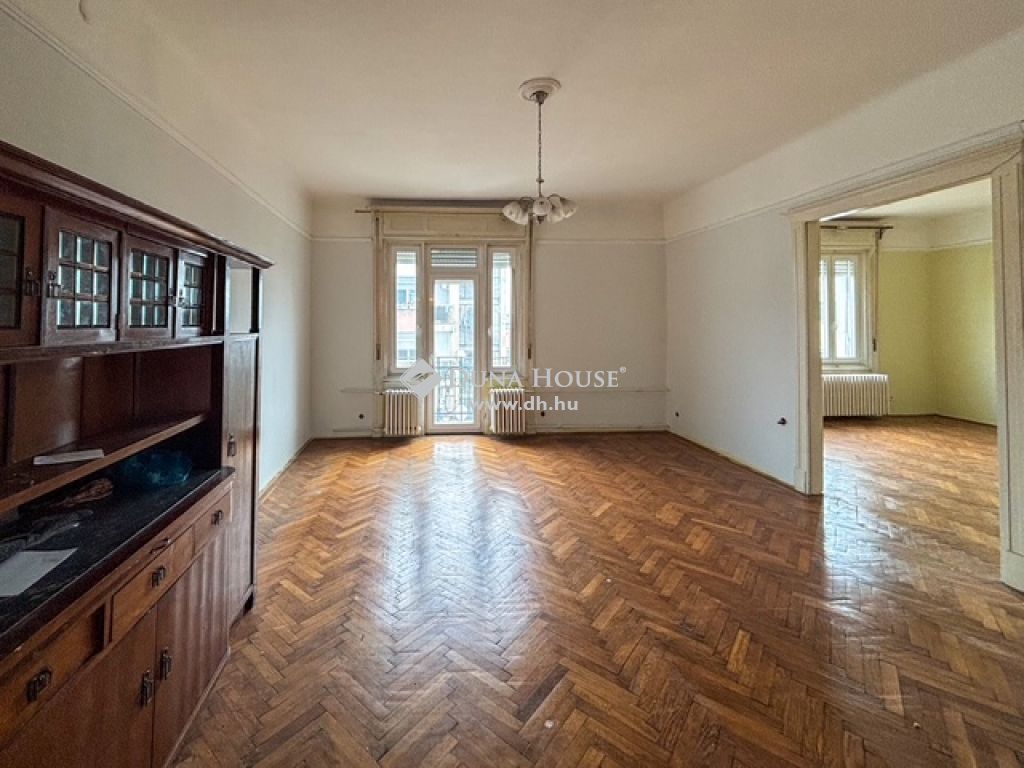 Eladó Lakás Budapest II. kerület, 