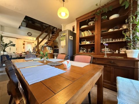 Eladó Ház 6044 Kecskemét , Hetény-Úrihegyben tégla építésű nappli+2 szobás ház 