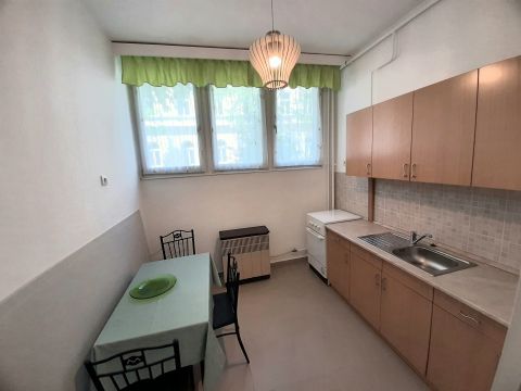 Eladó Lakás 6000 Kecskemét Belváros