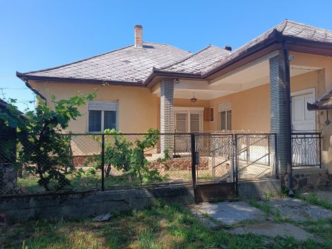 Eladó Ház 8695 Buzsák 