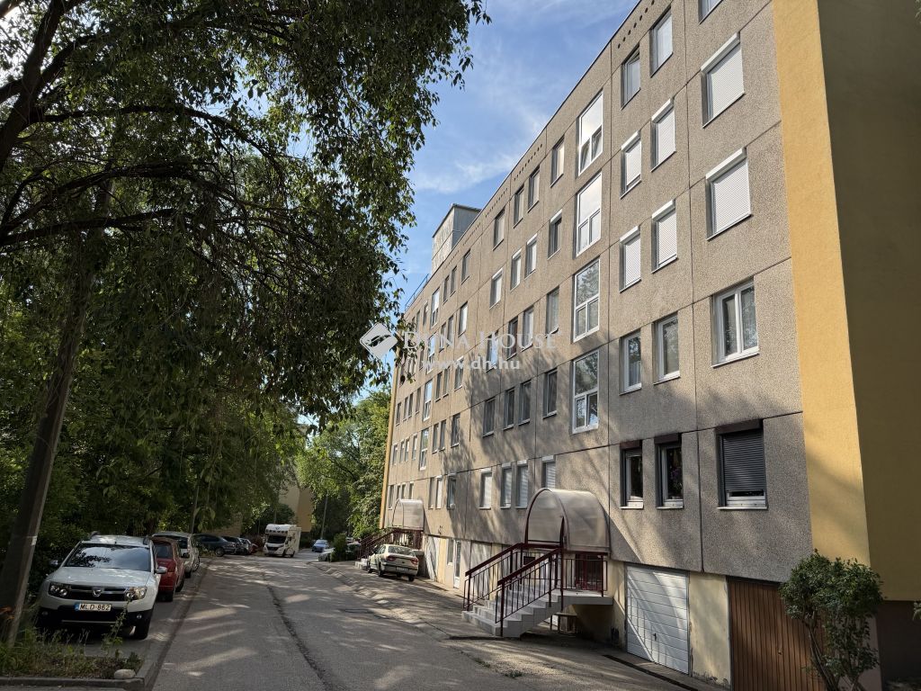 2083 Solymár — 1/12