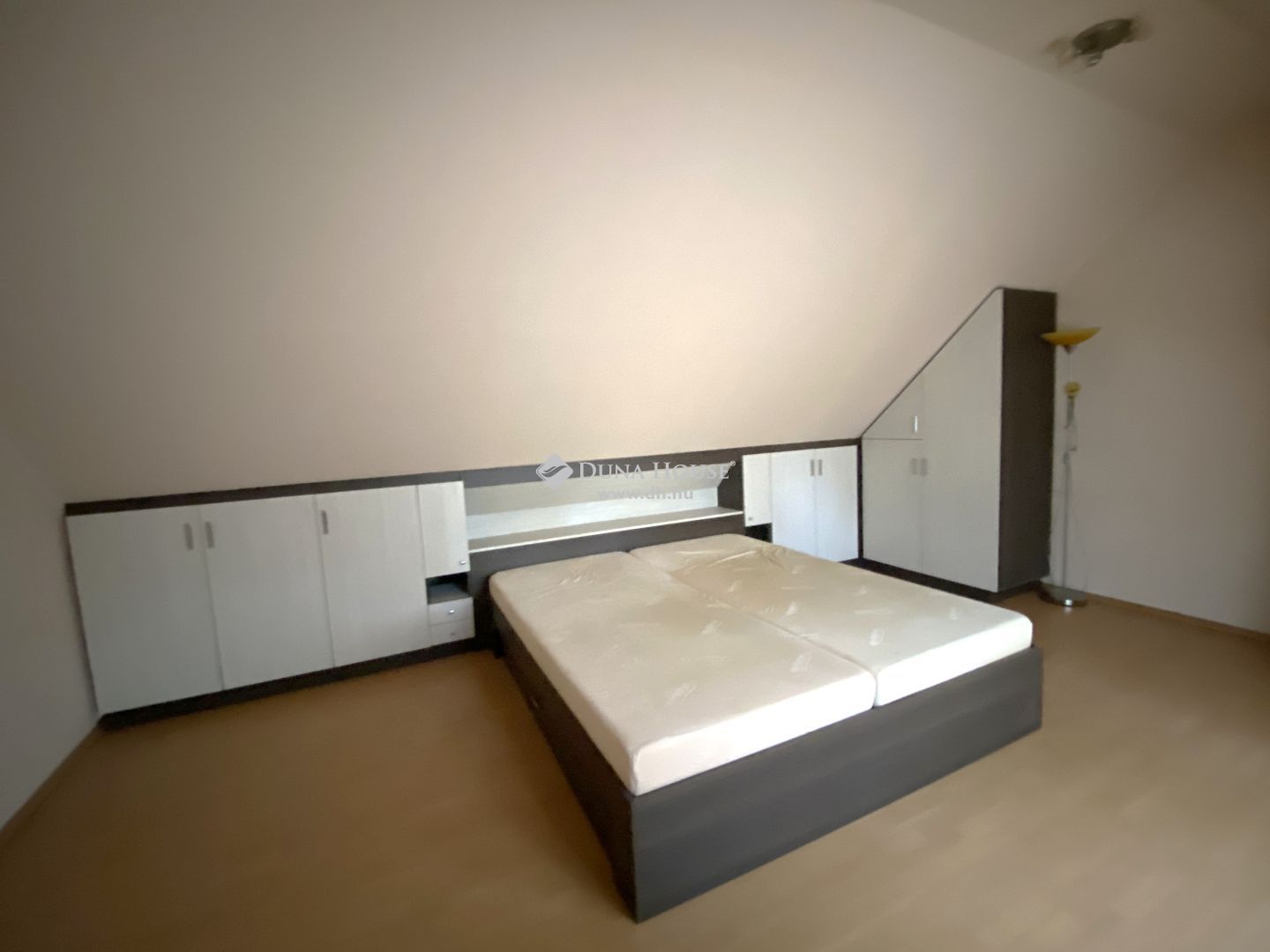 Eladó lakás Békéscsabán – LK010445