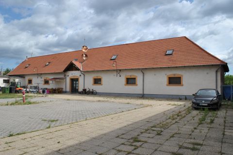 Kiadó Vendéglátás 1224 Budapest 22. kerület , 19 szobás munkásszállás/panzió 22. kerületben KIADÓ