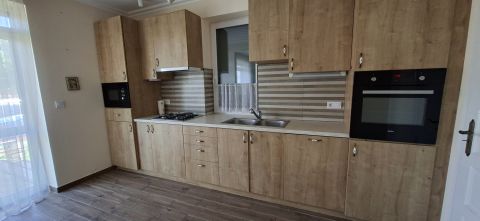 Eladó Ház 6000 Kecskemét Két különálló családi ház egy telken 