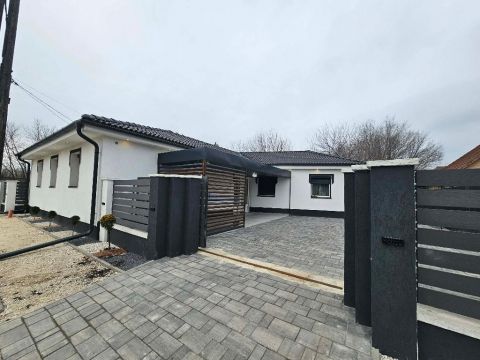 Eladó Ház 5000 Szolnok , 5000 Szolnok, Széchenyi városrész