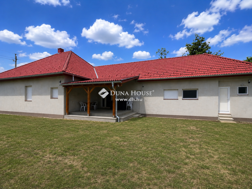 For sale House 2134 Sződ, 