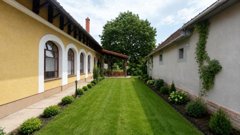 Eladó Ház 2340 Kiskunlacháza 
