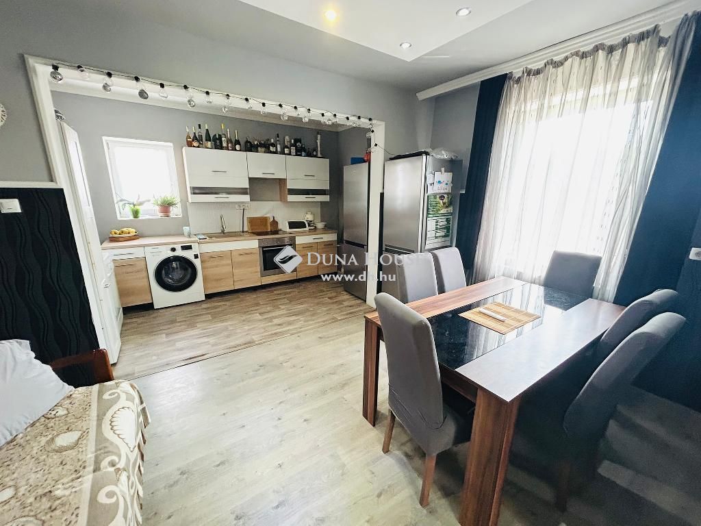 4471 Gávavencsellő , 4472 Gávavencsellő, belváros — 1/26