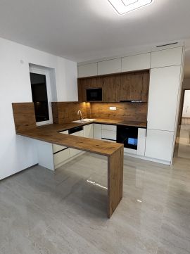Kiadó Lakás 4030 Debrecen , Híd Lakóparkban 3 szobás lakás eladó