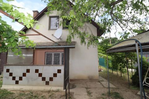 Eladó Ház 2344 Dömsöd , 2344 Dömsöd, Üdülőterület