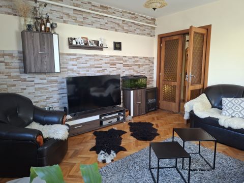 Eladó Ház 8000 Székesfehérvár , Bory-vár közelében.