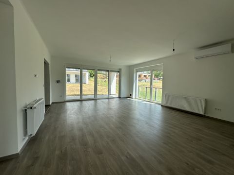 Eladó Lakás 7636 Pécs 