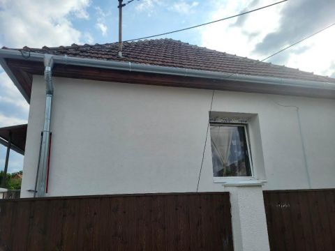 Eladó Ház 2194 Tura 2194 Tura, Központhoz közeli