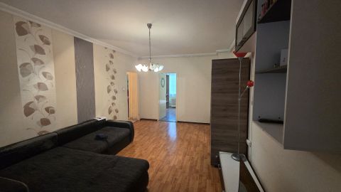 Eladó Lakás 6000 Kecskemét 