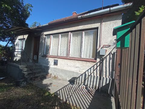 Eladó Ház 2091 Etyek 