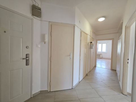Eladó Lakás 2600 Vác Dr Csányi