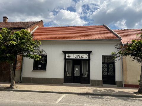 Eladó Ház 7800 Siklós 