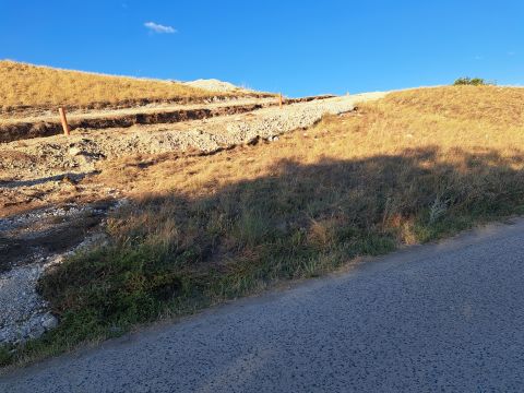 Eladó Telek 8191 Öskü 