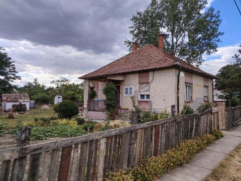 Eladó Ház 5137 Jászkisér 5137 Jászkisér, csendes