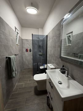 Eladó Ház 2903 Komárom , Művelődési ház közelében