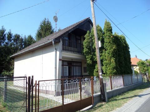 Eladó Ház 8647 Balatonmáriafürdő 