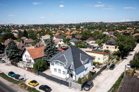 Eladó Ipari 2030 Érd , 2030 Érd, Érd Liget