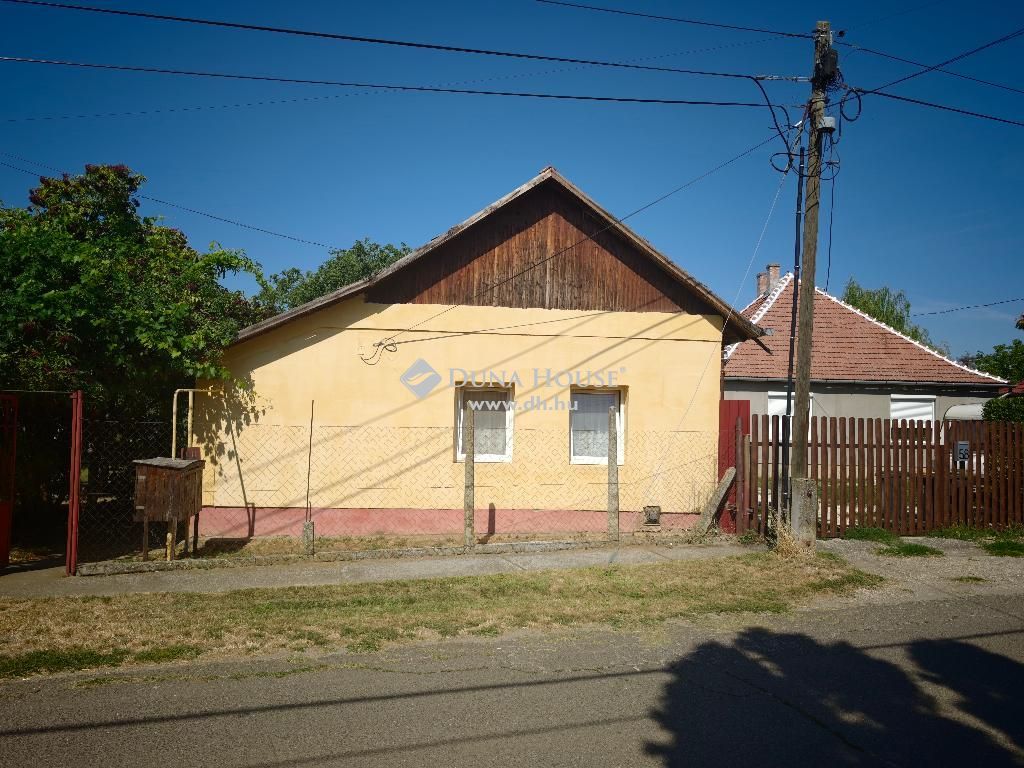 5000 Szolnok , 5008 Szolnok, Csendes — 1/16