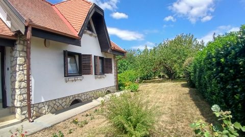 Eladó Ház 7400 Kaposvár Kaposvár Zselic kertváros, pár perc a város! 
