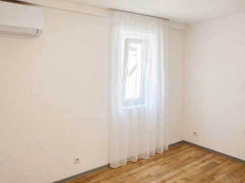 Kiadó Ház 9183 Mosonszentmiklós Vasút sor