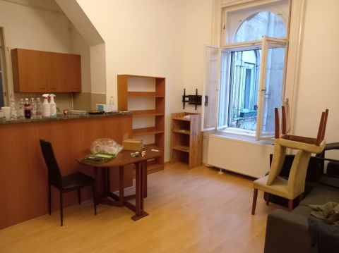Kiadó Lakás 1088 Budapest 8. kerület 