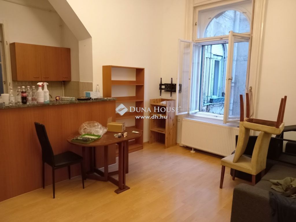 For rent Flat Budapest VIII. kerület, 
